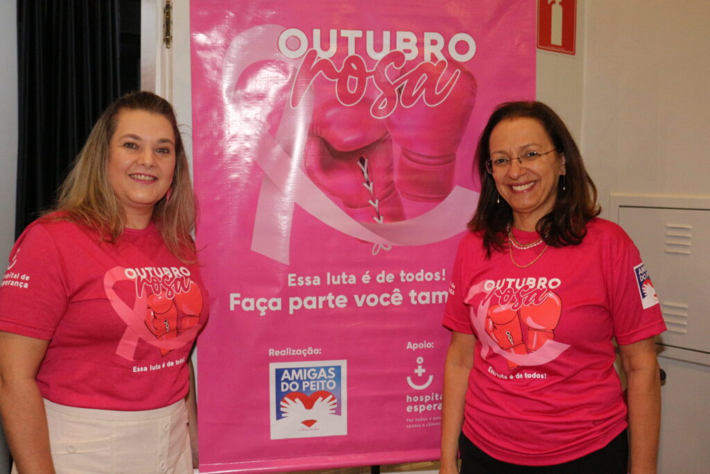 Presidente da Sociedade de Médicina Juliana Kuhn Medina e a cordenadora do Outubro Rosa, Maria Assunção de Azevedo Guedes.